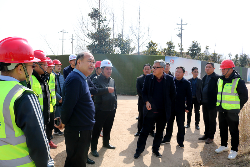 金寨縣委常委、常務副縣長汪洪濤一行到史河（金寨段）防洪提升工程-7#防汛大橋項目調研