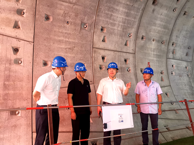 公司黨委書記、董事長錢申春到合肥軌道3號線南延線2標項目檢查指導1